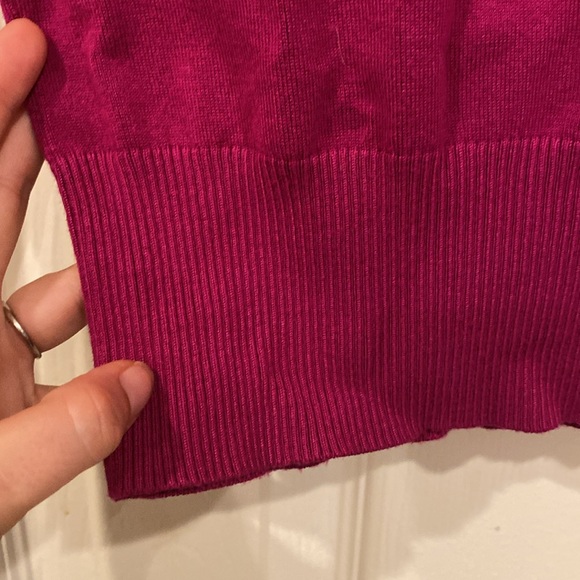 Beautiful pink sweater with flowers in silver sequin by Alfani - Picture 4 of 8